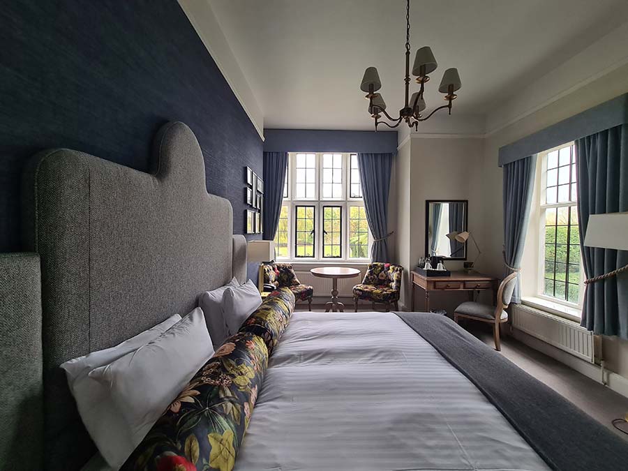 Billesley Manor Hotel - 16th Century Refurbed Reviewed